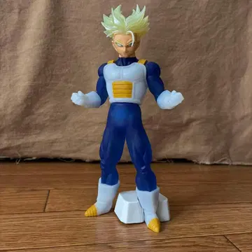 드래곤볼 Z CREARISE 초사이어인 트렁크스