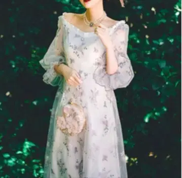 유란의 소녀 자수 원피스 ManusMachina