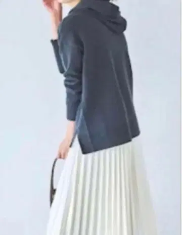 새상품급 23구 니트 후드티