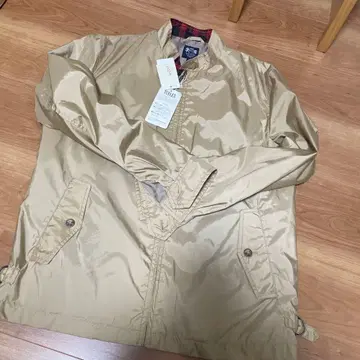 LeCENT TUFLEX 베이지 점퍼 M 사이즈