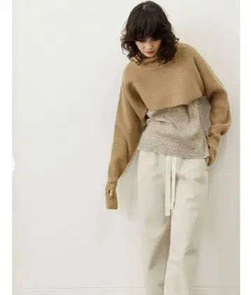 YENN SHORT HOODIE GLOVE PO 베이지