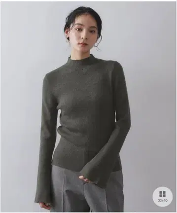 리브 니트 하이넥 디자인 그레이