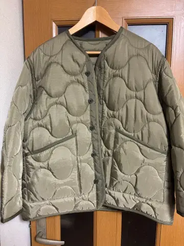 hyke 새상품급 올리브 퀼팅 자켓 HYKE