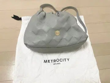 METROCITY 메트로시티 그레이 퀼팅 토트백
