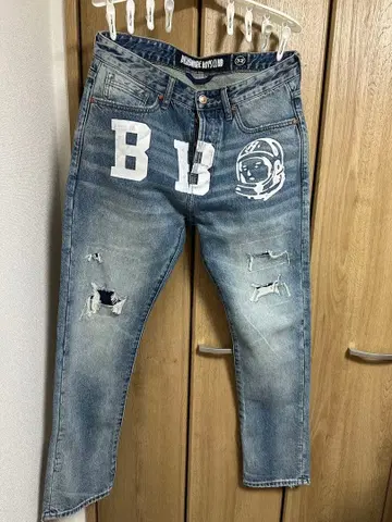 빌리어네어 보이즈 클럽 데미지 가공 데님 w32