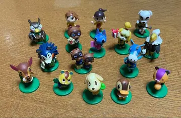 동물의 숲 피규어 세트 16체