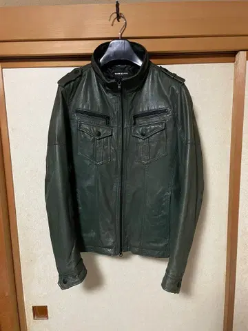 니콜 하이 웨이 다크 그린 돈피 라이더 자켓