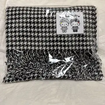 새상품 HELLO KITTY 흑백 걸리시 쌍둥이 코디 머플러