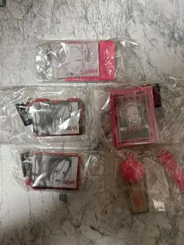 NANA 미니 참 컬렉션 가챠