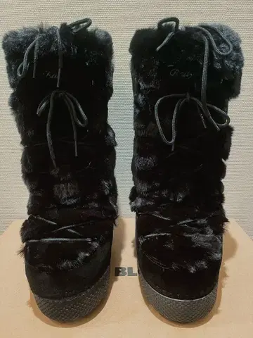 [ 미사용 새상품 ] BADBLOOD 퍼 부츠 블랙 S