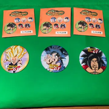 드래곤볼 스토어 GT 캔뱃지 3종