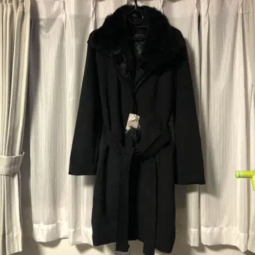 미사용 새상품 블랙 코트