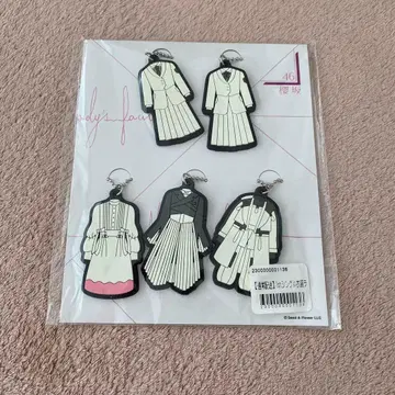 사쿠라자카46 Nobody's fault 의상 러버 키링 세트