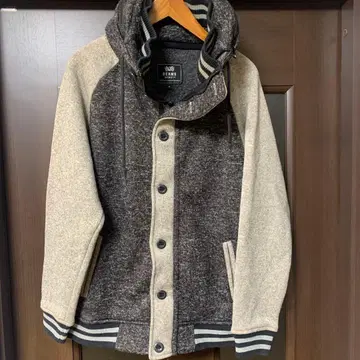 BEAMS HEART 후드 부착 자켓 M 사이즈