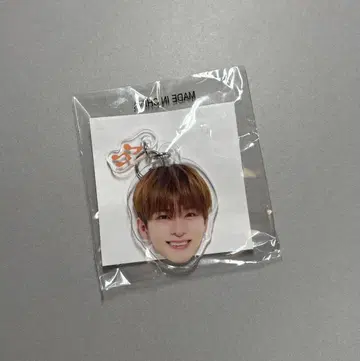 treasure 캡슐 토이 아사히 얼굴 아크릴 키링