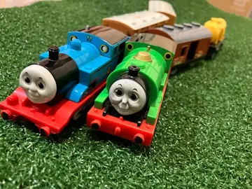 프라레일 빨간색 섀시 토마스 퍼시