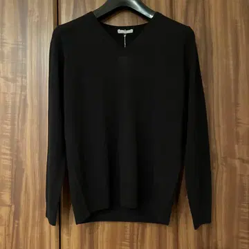 Theory Luxe 블랙 V넥 긴팔 스웨터