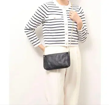 컨디션 최상 [ AULENTTI ] 오렌티 체인 백