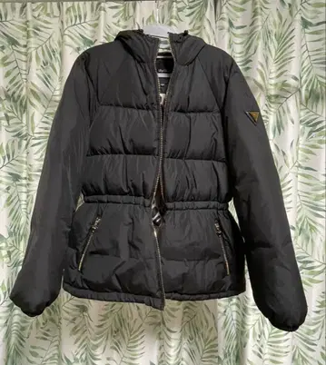 guess 블랙 다운 자켓 레오파드 무늬