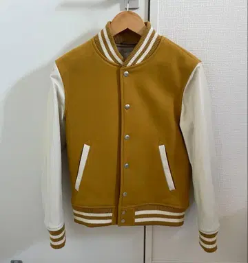 GREEN LABEL RELAXING 바시티 자켓 머스타드 화이트 아우터