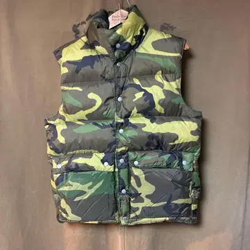 [ 가격 인하 불가 ] 코어 파이터 카모 패턴 다운 베스트