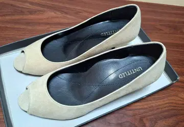 시착만 한 UNTITLED 드레서 펌프스 익명 배송