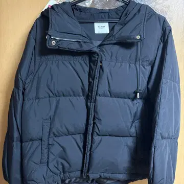 BEAMS HEART 블랙 다운 자켓