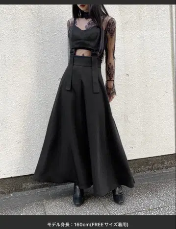 LVEU. 오리지널 뷔스티에 플레어 원피스