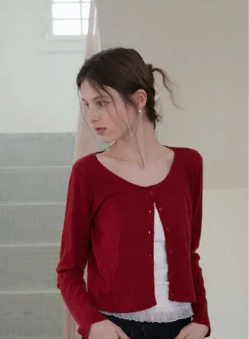 EGGKA 크롭 기장 버튼업 니트 가디건