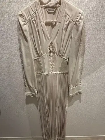 COCODEAL 플리츠 디자인 긴팔 원피스