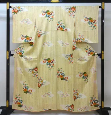 새상품급 중고 유젠 코몬 풀꽃 무늬 연한 노란색 N71118-1