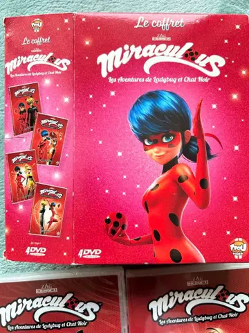 Ladybug et Chat Noir 4DVD