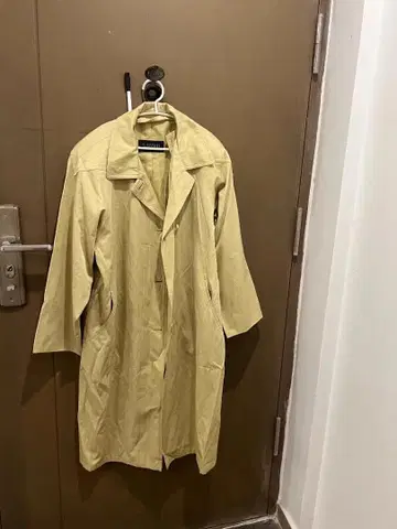 베이지 더블 브레스트 롱 코트