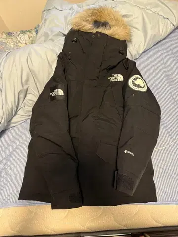 THE NORTH FACE 블랙 다운 자켓