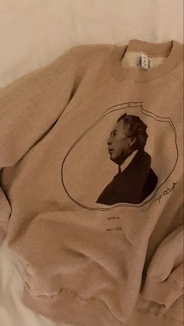 museum of daily 맨투맨 XL