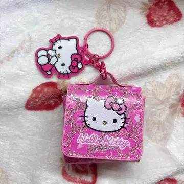 산리오 갸루 헬로키티 키링