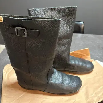 KOOS 미들 가죽 부츠