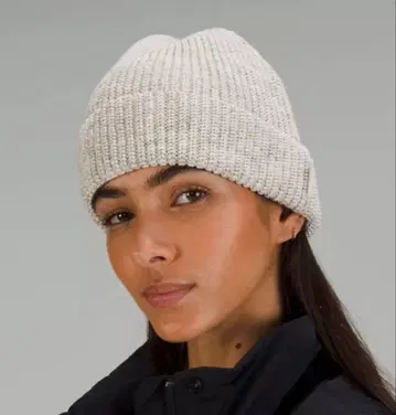 밀착감 있는 면 혼방 골지 비니