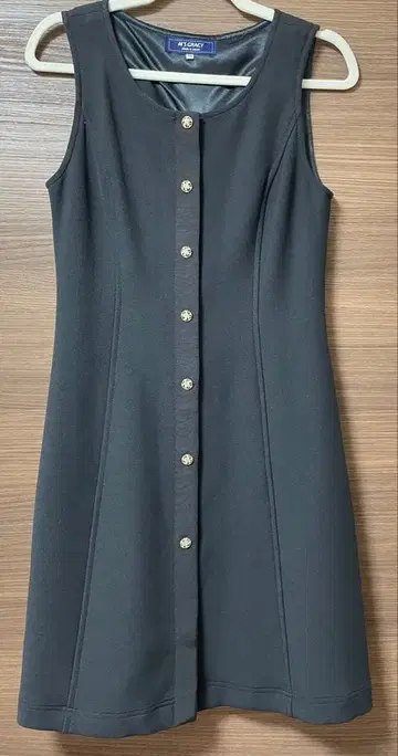 엠즈 그레이시의 민소매 원피스