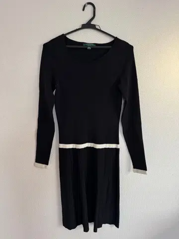 블랙 긴팔 니트 원피스