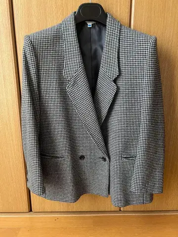 체크 무늬 테일러드 자켓 투버튼