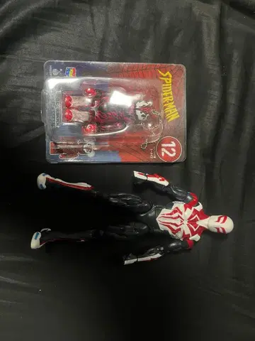 마블 레전드 스파이더맨 2099 화이트 수트