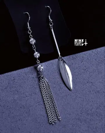 1220 실버 귀걸이 비대칭 모드 귀찌 오리엔탈