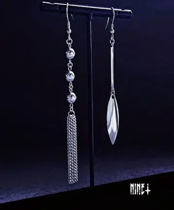 1220 실버 귀걸이 비대칭 모드 귀찌 오리엔탈