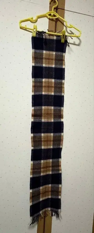 체크 무늬 램스울 머플러