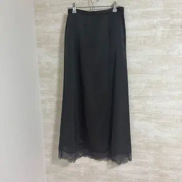 SNIDEL 레이스 밑단 롱 스커트 001 (그레이)