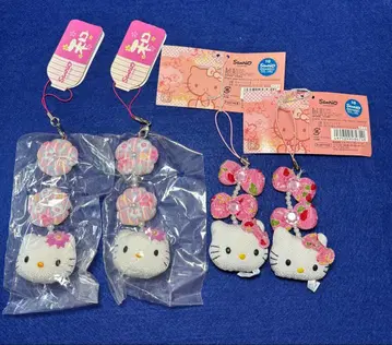 헬로키티 일본 의류 일본풍 패턴 스트랩 족쇄 키링 2종 4개 세트