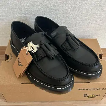 택 포함 미사용 Dr.Martens 에이드리안 태슬 로퍼 UK5