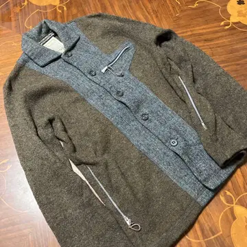 SLOW GUN 지퍼 니트