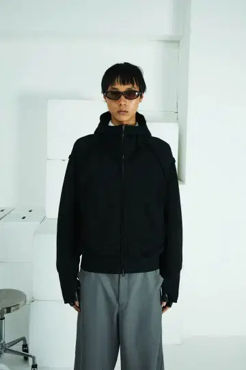 STRONG 005 BROKEN HOODIE (BLACK) S Ours